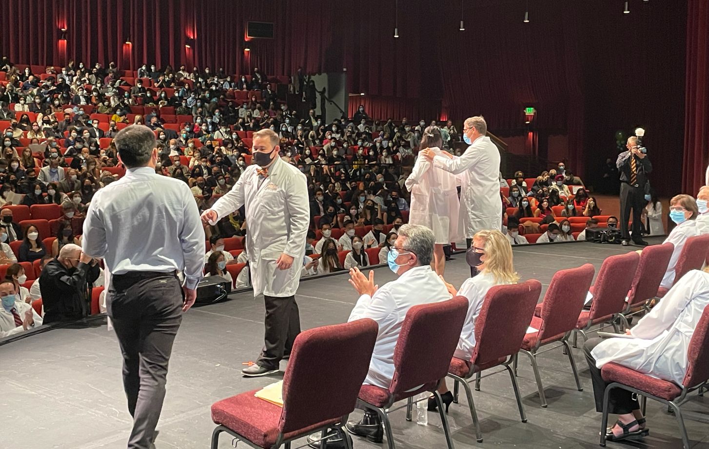 White Coat Ceremony Celebrates Dental Students' Patient Care