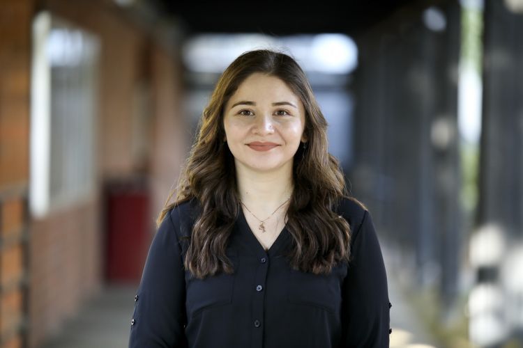 A portrait of Neda Ismail